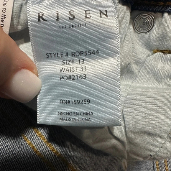 Risen Full Size High Rise Front Slit with Frayed Hem Flare Jeans NWT size 13/31 - Picture 6 of 7